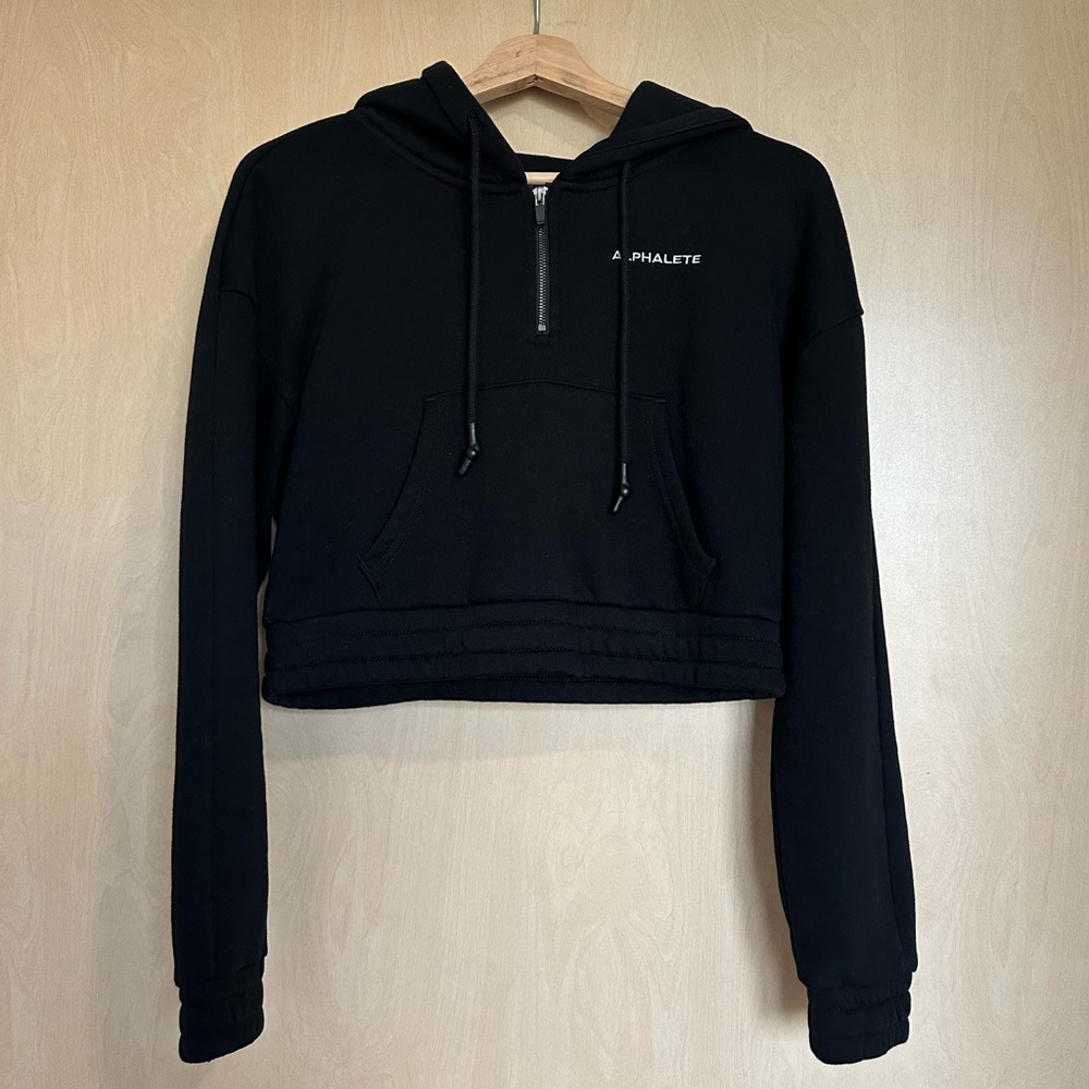 Alphalete Cropped Hoodie